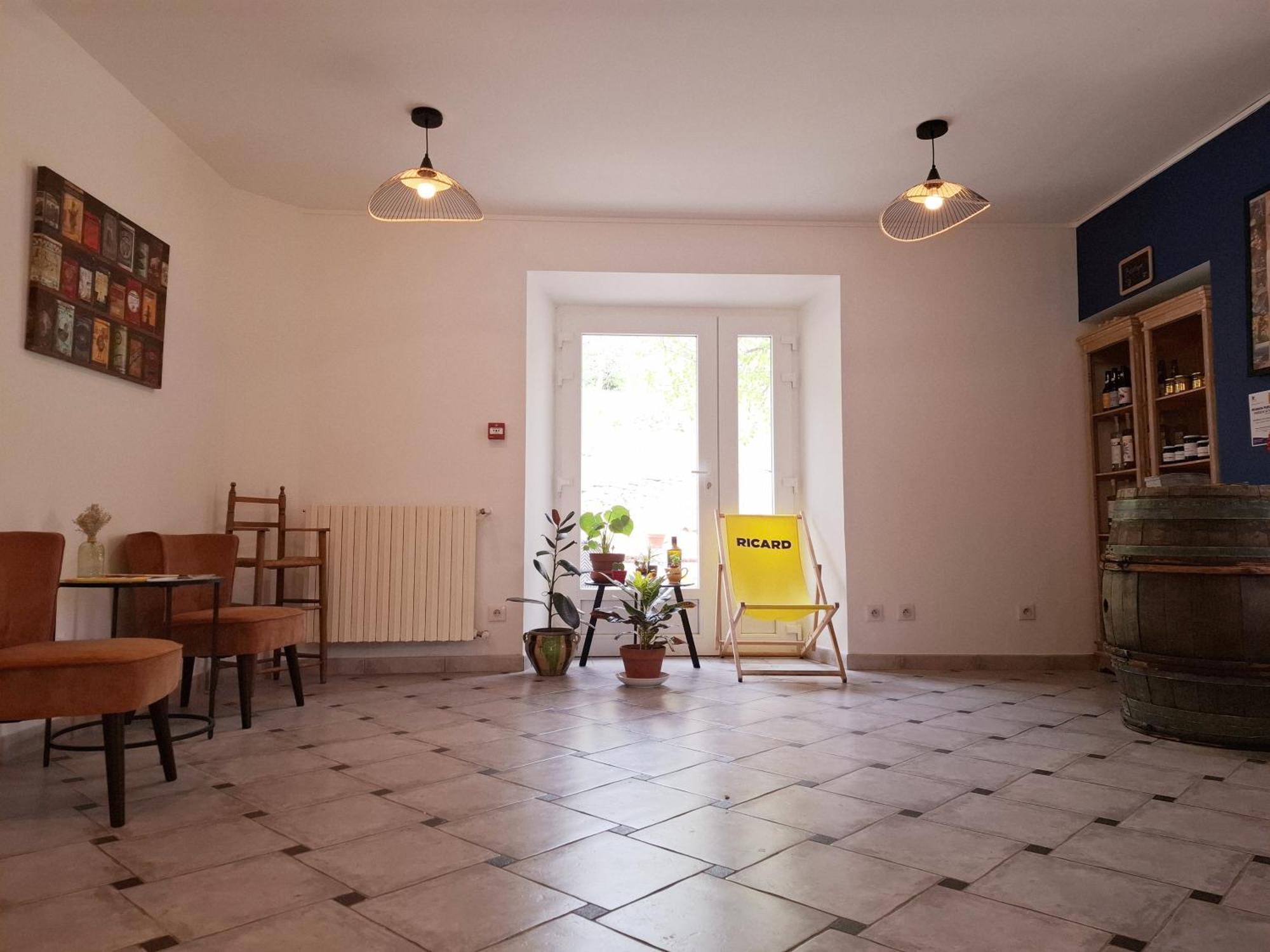 Auberge Arthea Laviolle Exteriör bild