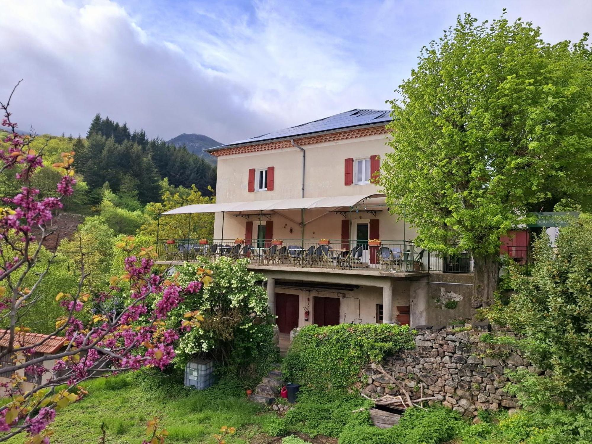 Auberge Arthea Laviolle Exteriör bild