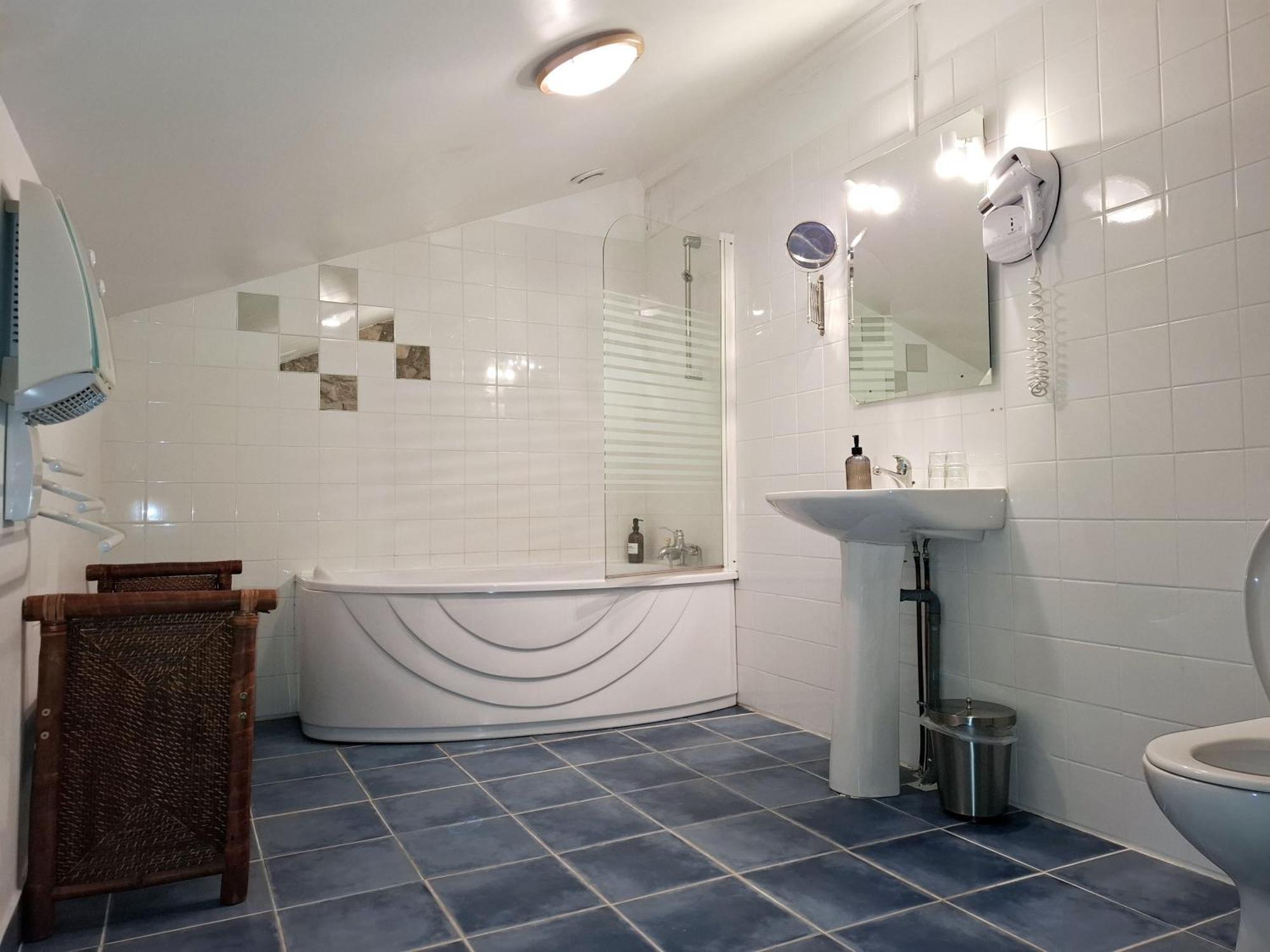 Auberge Arthea Laviolle Rum bild