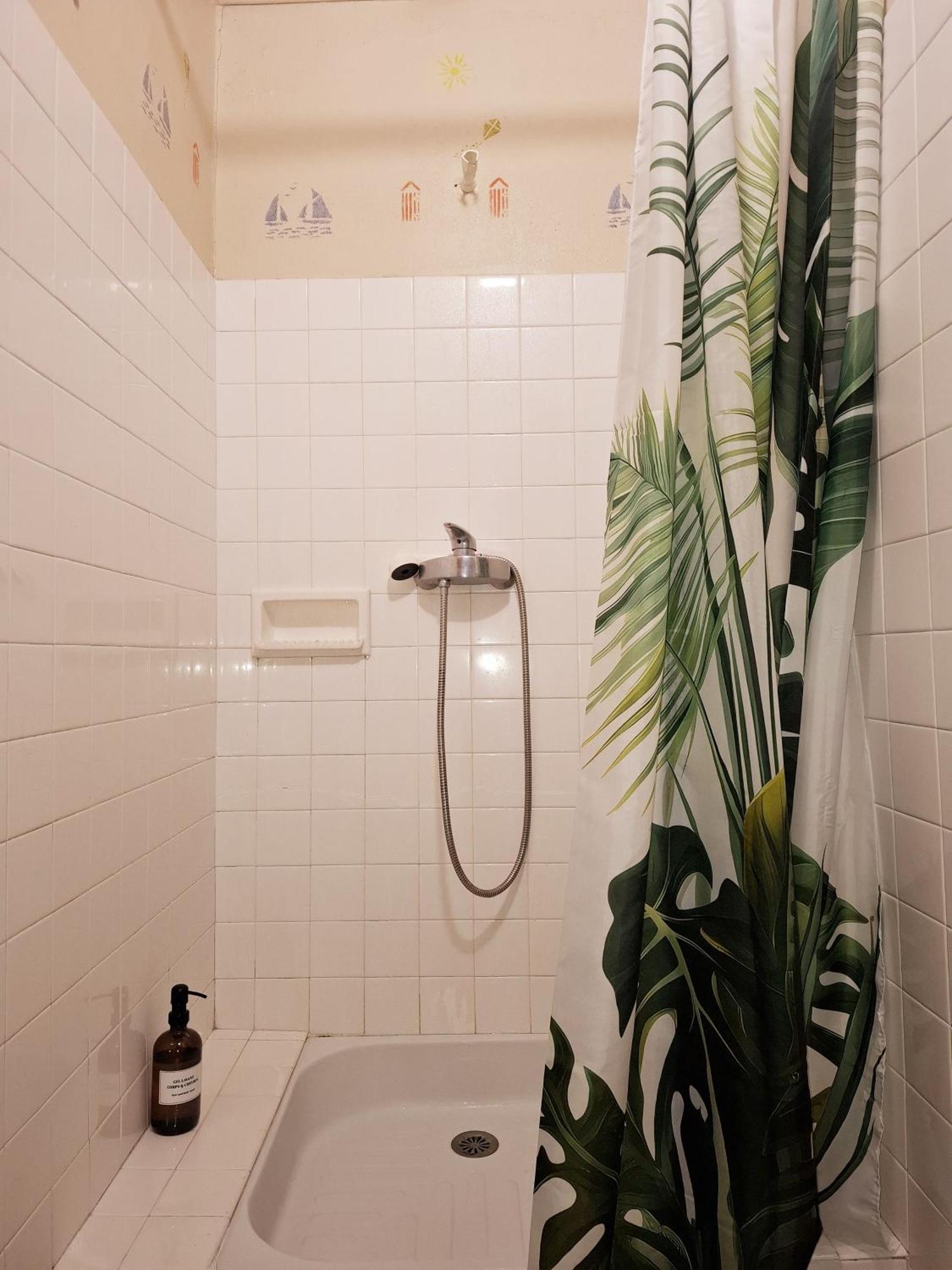 Auberge Arthea Laviolle Rum bild