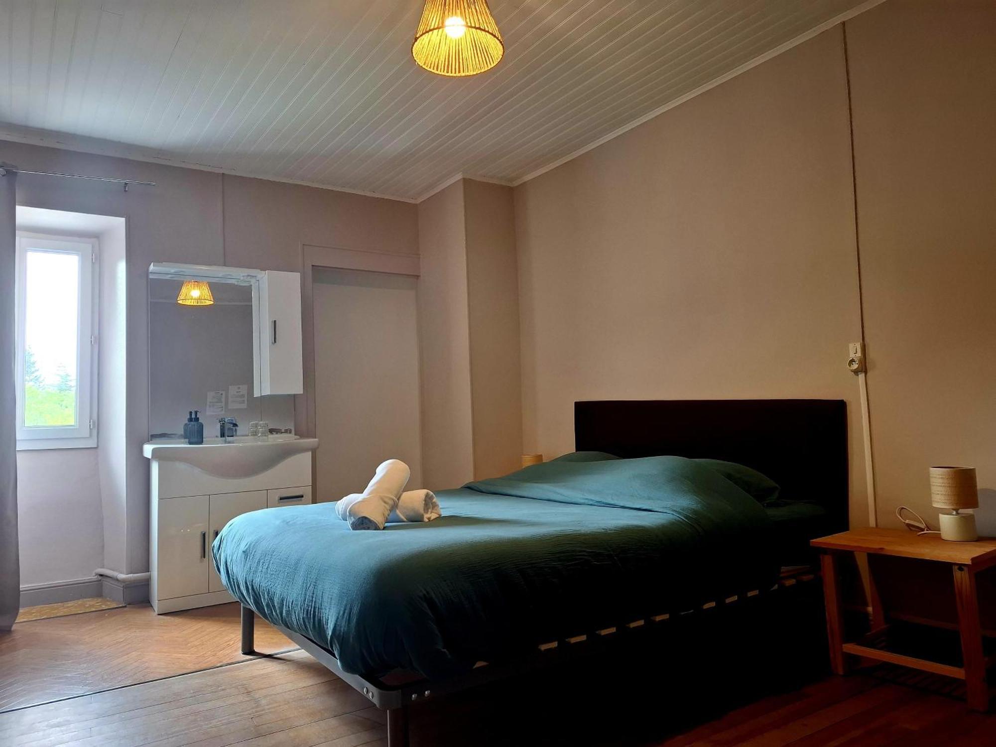 Auberge Arthea Laviolle Rum bild